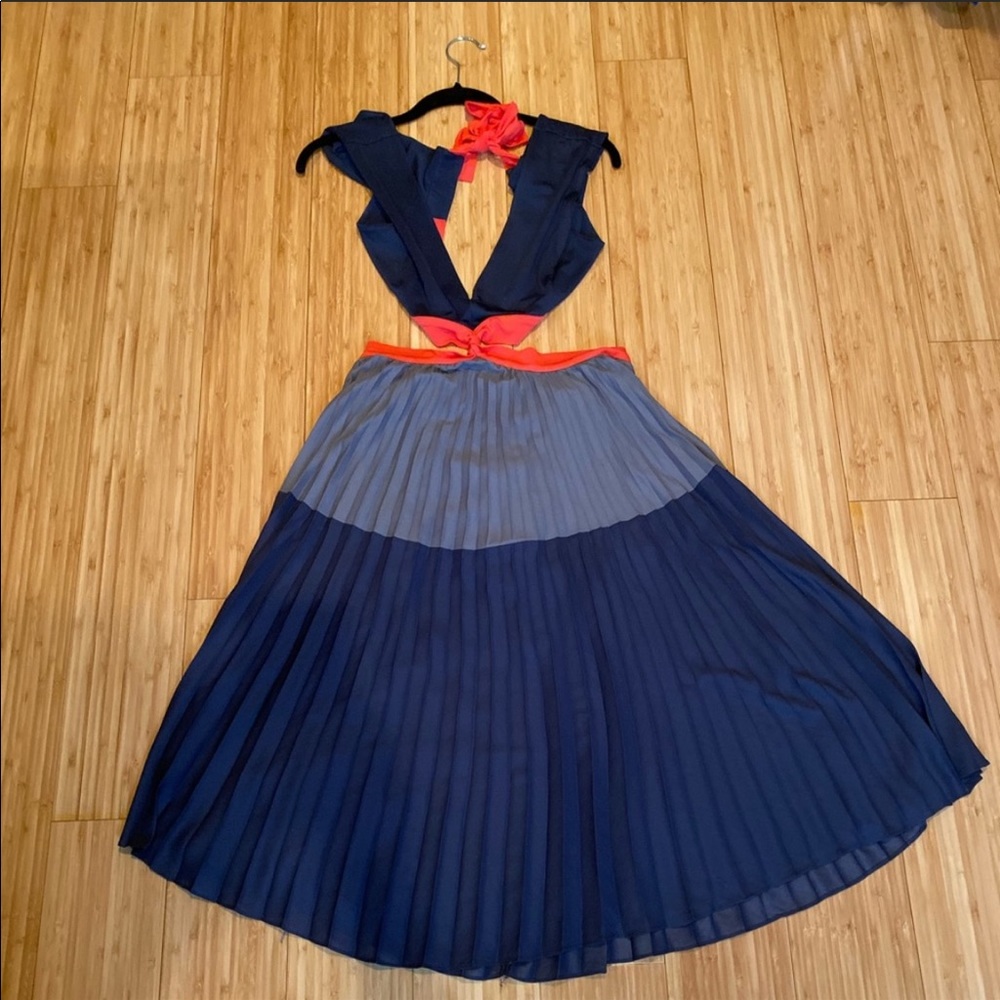 BCBG Maddox dress - Picture 2 of 4